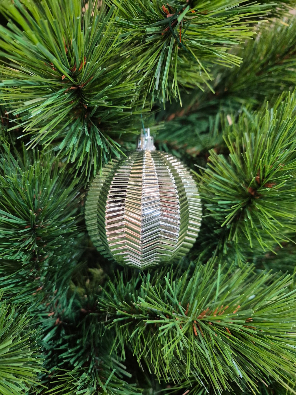 Christmas Ball 80mm 3D Textured Silver - Artificial Xmas Tree