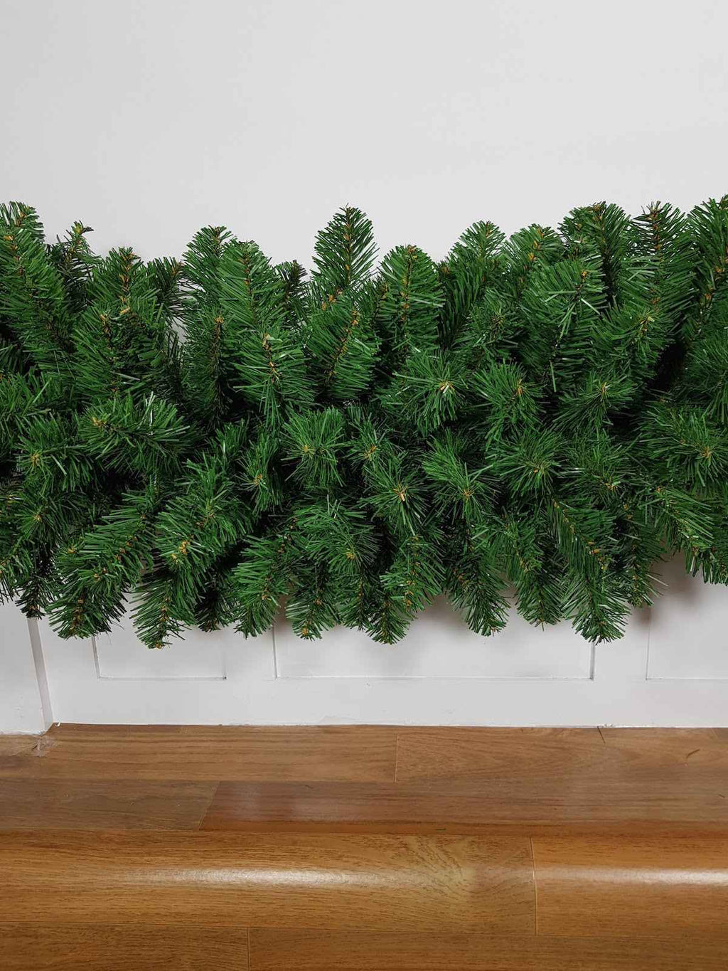 9ft Commercial Garland Green 2.74m