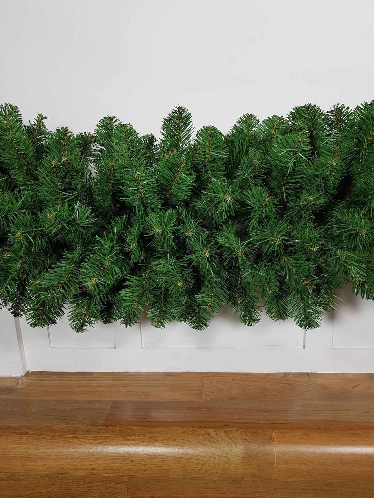 9ft Commercial Garland Green 2.74m