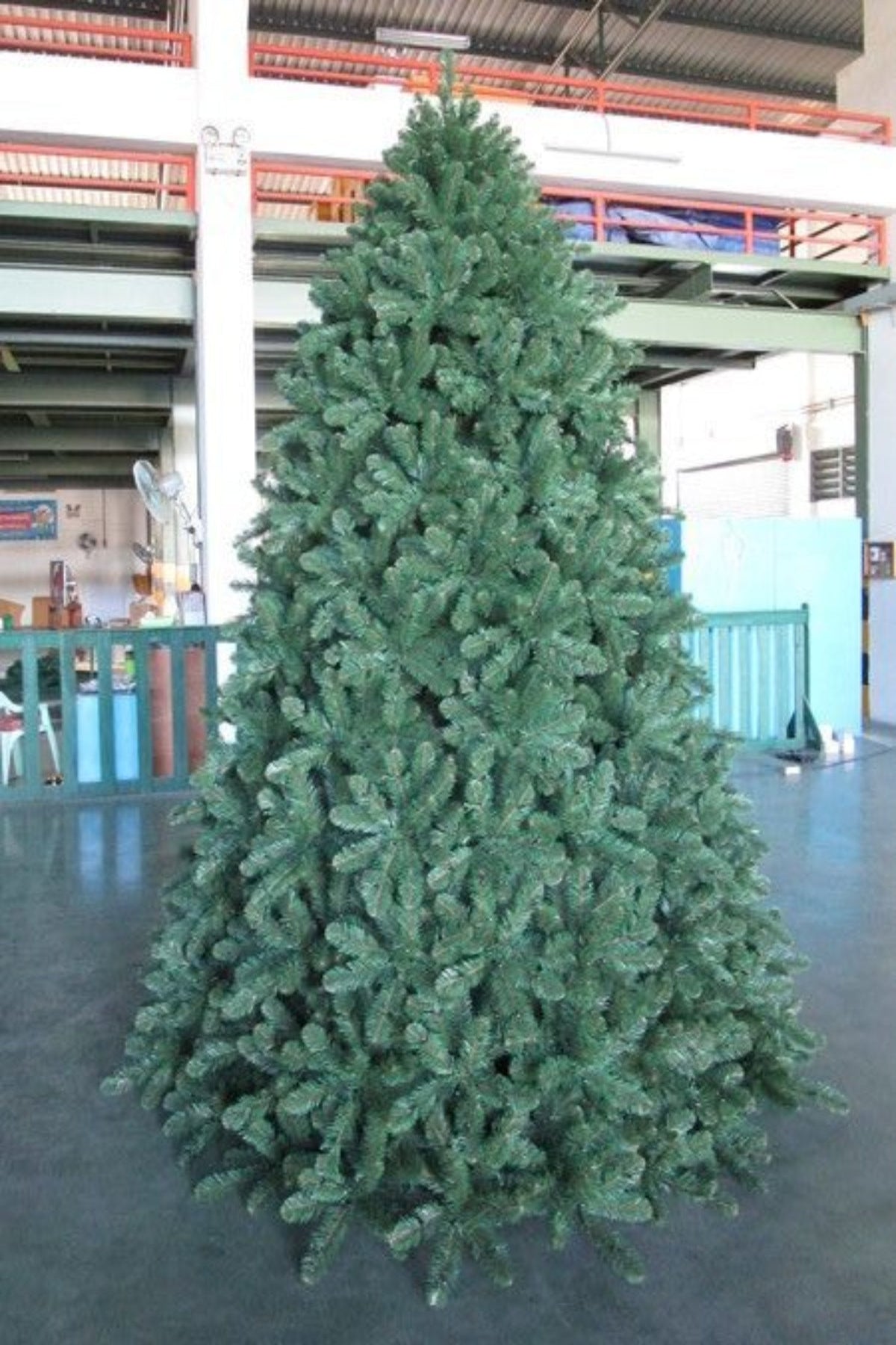 Pinewood Spruce Christmas Tree Outdoor - Artificial Xmas Tree