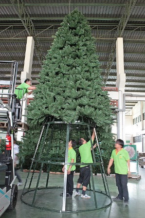 Pinewood Spruce Christmas Tree Outdoor - Artificial Xmas Tree